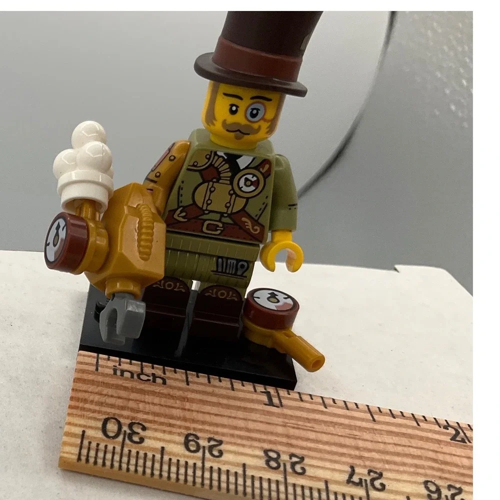 LEGO Minifigures Series 26 Space Steampunk Inventor 71048 with Box and Baseplate
